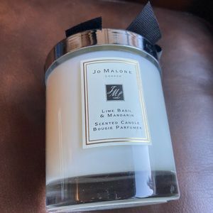 Jo Malone 2.5 height inch / 200 gm Lime Basil Mandarin candle NEW. Retails $80